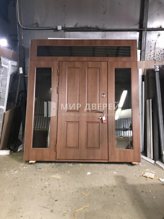 Нестандартная дверь уличная с шпонированным МДФ - фото